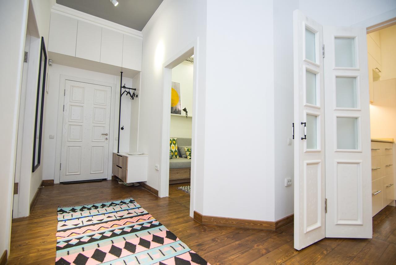 Art Apartment Tashkent Ngoại thất bức ảnh