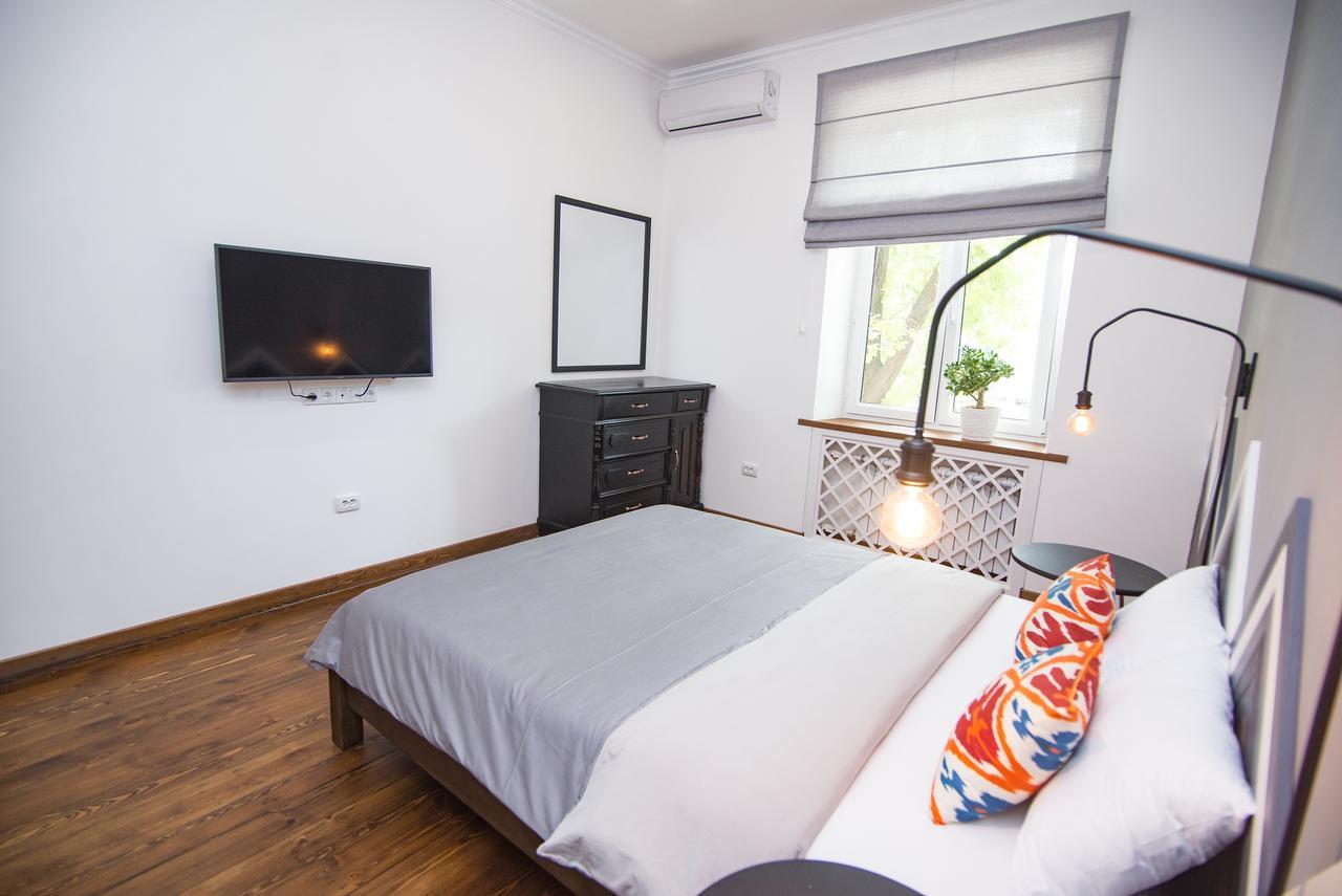 Art Apartment Tashkent Ngoại thất bức ảnh